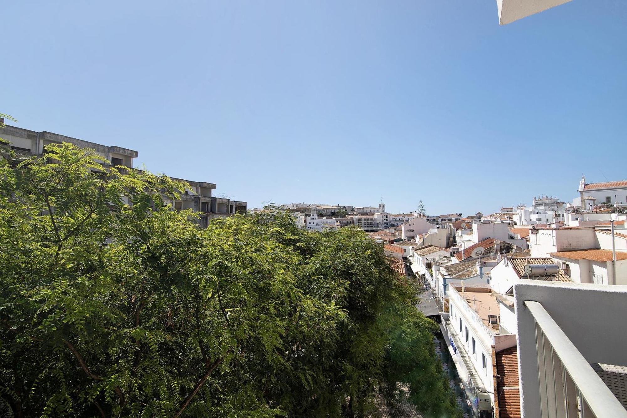 Hanna'S Sunny Apartment Albufeira Eksteriør bilde
